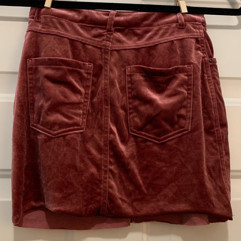 Forever 21 Velvet Mini Skirt - Picture 4 of 8